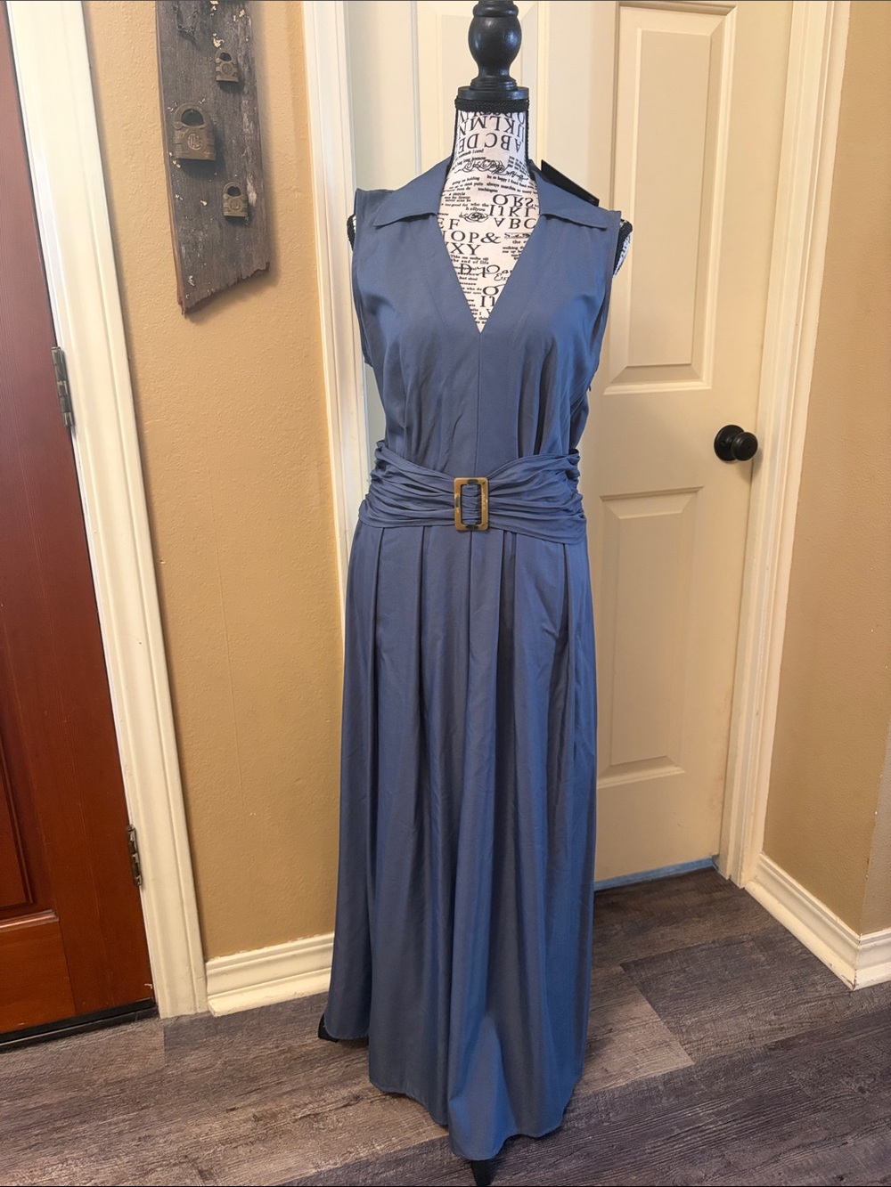 H by Halston Slate Blue Sleeveless V-Neck Maxi with gathered Buckle Waist🥰❤️